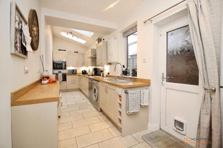 2 bedroom Terraced House for sale in Melton Road, Thurmaston, LE4