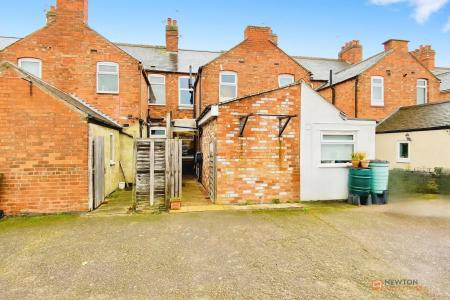 2 bedroom Terraced House for sale in Melton Road, Thurmaston, LE4