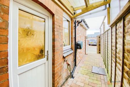 2 bedroom Terraced House for sale in Melton Road, Thurmaston, LE4