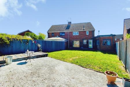 3 bedroom Semi-detached house for sale in Bradgate Avenue, Thurmaston, LE4