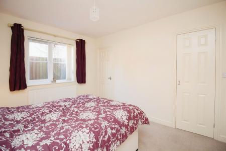 2 bedroom Detached bungalow for sale in Cambridge Close, Syston, LE7
