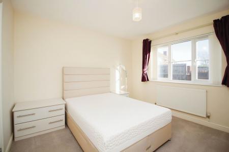 2 bedroom Detached bungalow for sale in Cambridge Close, Syston, LE7