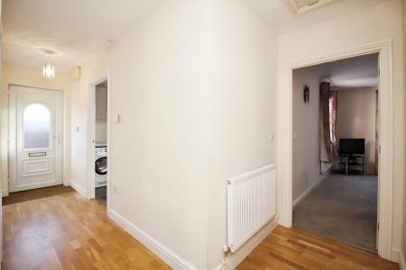 2 bedroom Detached bungalow for sale in Cambridge Close, Syston, LE7