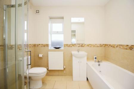 2 bedroom Detached bungalow for sale in Cambridge Close, Syston, LE7