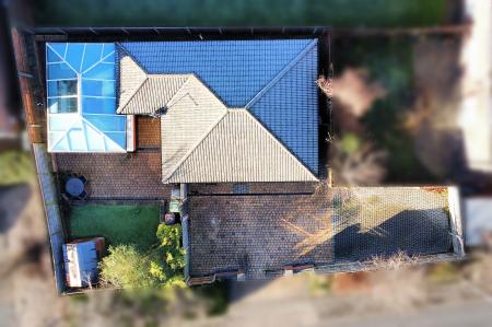 2 bedroom Detached bungalow for sale in Cambridge Close, Syston, LE7