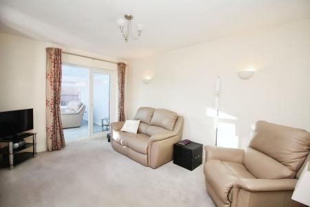 2 bedroom Detached bungalow for sale in Cambridge Close, Syston, LE7