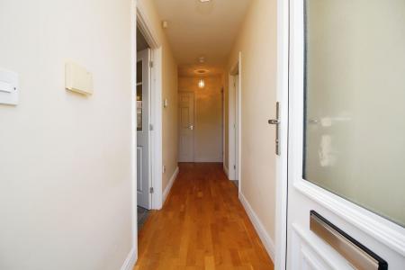 2 bedroom Detached bungalow for sale in Cambridge Close, Syston, LE7