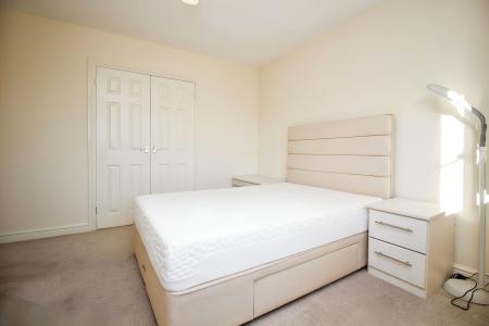 2 bedroom Detached bungalow for sale in Cambridge Close, Syston, LE7
