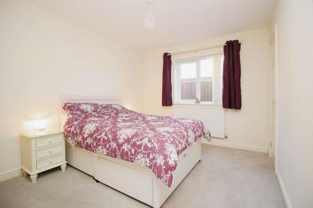 2 bedroom Detached bungalow for sale in Cambridge Close, Syston, LE7