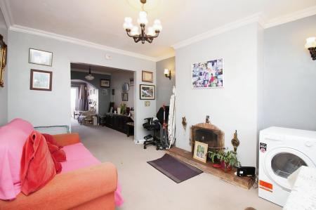 3 bedroom Semi-detached house for sale in New Zealand Lane, Queniborough, LE7