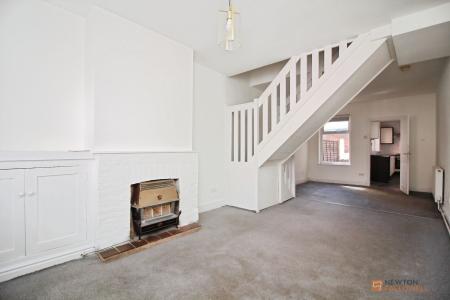 2 bedroom Terraced House for sale in Brook Street, Thurmaston, LE4
