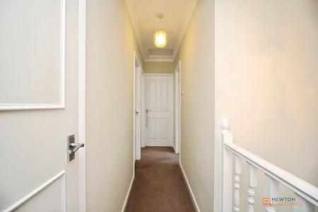 3 bedroom Detached house for sale in Barkby Road, Syston, LE7