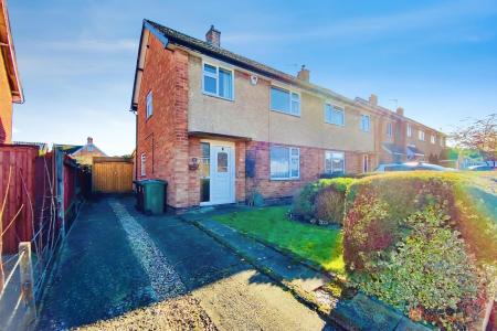 3 bedroom Semi-detached house for sale in Coplow Crescent, Syston, LE7