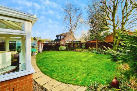3 bedroom Detached house for sale in St. Hildas Close, Syston, LE7