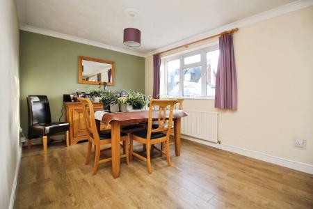 3 bedroom Detached house for sale in St. Hildas Close, Syston, LE7