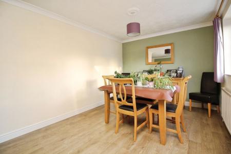 3 bedroom Detached house for sale in St. Hildas Close, Syston, LE7