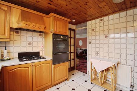 2 bedroom Detached bungalow for sale in St. Hildas Close, Syston, LE7