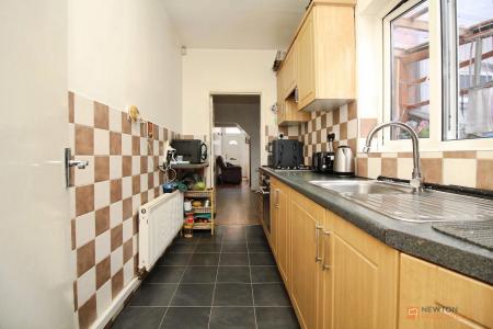 3 bedroom Terraced House for sale in Belper Street, Leicester, LE4