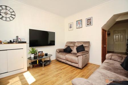 3 bedroom Terraced House for sale in Belper Street, Leicester, LE4
