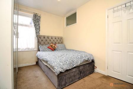 3 bedroom Terraced House for sale in Belper Street, Leicester, LE4
