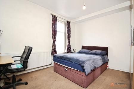 3 bedroom Terraced House for sale in Belper Street, Leicester, LE4