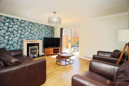4 bedroom Detached house for sale in Trillium Close, Hamilton, LE5