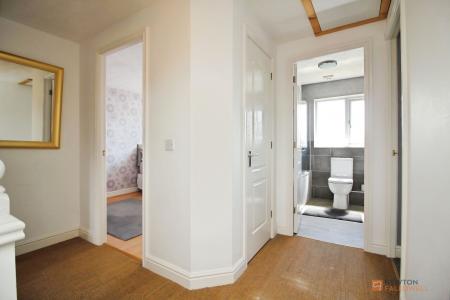 4 bedroom Detached house for sale in Trillium Close, Hamilton, LE5