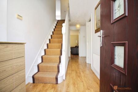 4 bedroom Detached house for sale in Trillium Close, Hamilton, LE5