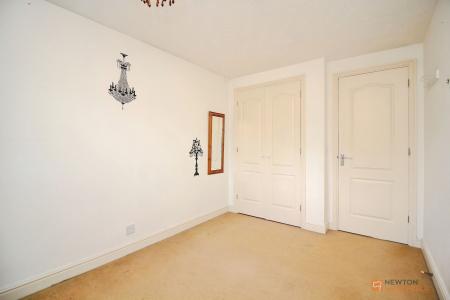 4 bedroom Detached house for sale in Trillium Close, Hamilton, LE5