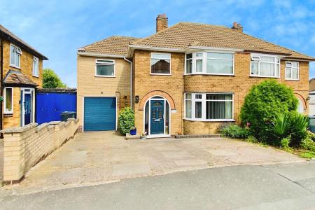 4 bedroom Semi-detached house for sale in Woodgate Drive, Birstall, LE4