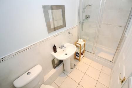 5 bedroom Semi-detached house for sale in Acacia Avenue, Birstall, LE4