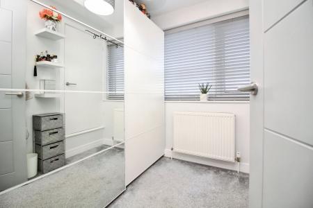 3 bedroom End of terrace house for sale in Long Furrow, East Goscote, LE7