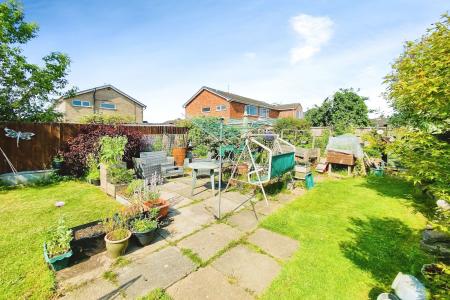 3 bedroom Semi-detached house for sale in Long Furrow, East Goscote, LE7
