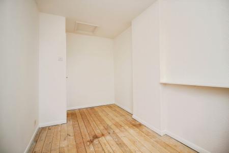 3 bedroom Semi-detached house for sale in Beacon Avenue, Thurmaston, LE4
