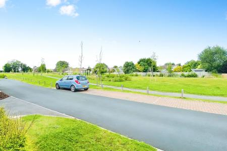 3 bedroom End of terrace house for sale in Park Lane, Queniborough, LE7