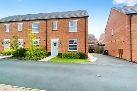 3 bedroom End of terrace house for sale in Park Lane, Queniborough, LE7