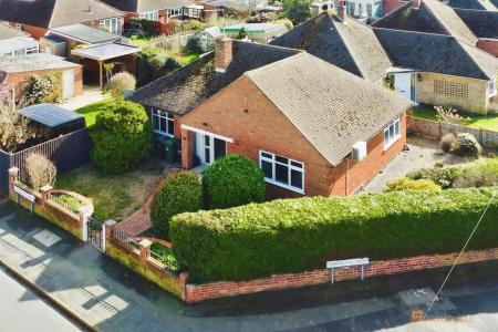 2 bedroom Bungalow for sale in Harrowgate Drive, Birstall, LE4