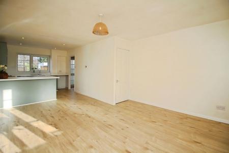 2 bedroom Terraced House for sale in Wolsey Way, Syston, LE7
