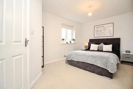 3 bedroom Detached house for sale in Calvos Close, Leicester, LE4