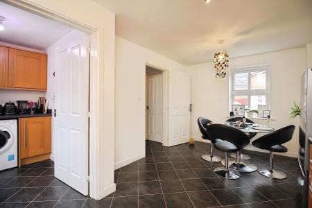 3 bedroom Detached house for sale in Calvos Close, Leicester, LE4
