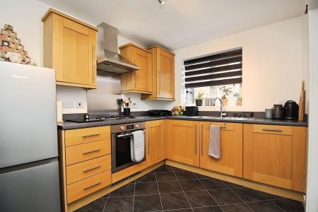 3 bedroom Detached house for sale in Calvos Close, Leicester, LE4