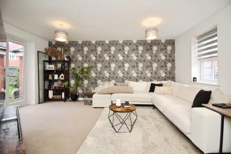 3 bedroom Detached house for sale in Calvos Close, Leicester, LE4