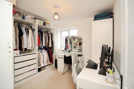 3 bedroom Detached house for sale in Calvos Close, Leicester, LE4