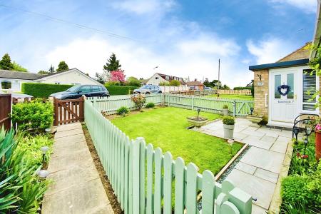 1 bedroom Terraced bungalow for sale in Sextant Road, Leicester, LE5