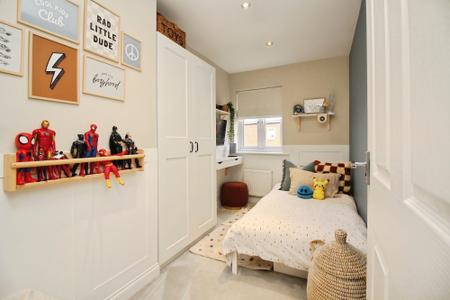 3 bedroom Semi-detached house for sale in Linacre Crescent, Syston, LE7