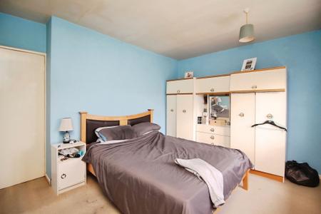 4 bedroom Semi-detached house for sale in Central Avenue, Syston, LE7