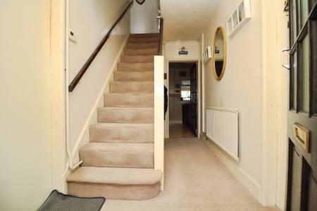 4 bedroom Semi-detached house for sale in Central Avenue, Syston, LE7