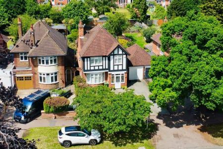 3 bedroom Detached house for sale in Loughborough Road, Birstall, LE4