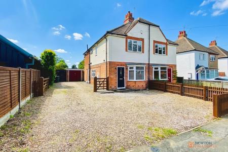 3 bedroom Semi-detached house for sale in Queniborough Road, Queniborough, LE7
