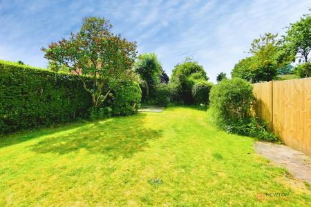3 bedroom Semi-detached house for sale in Queniborough Road, Queniborough, LE7